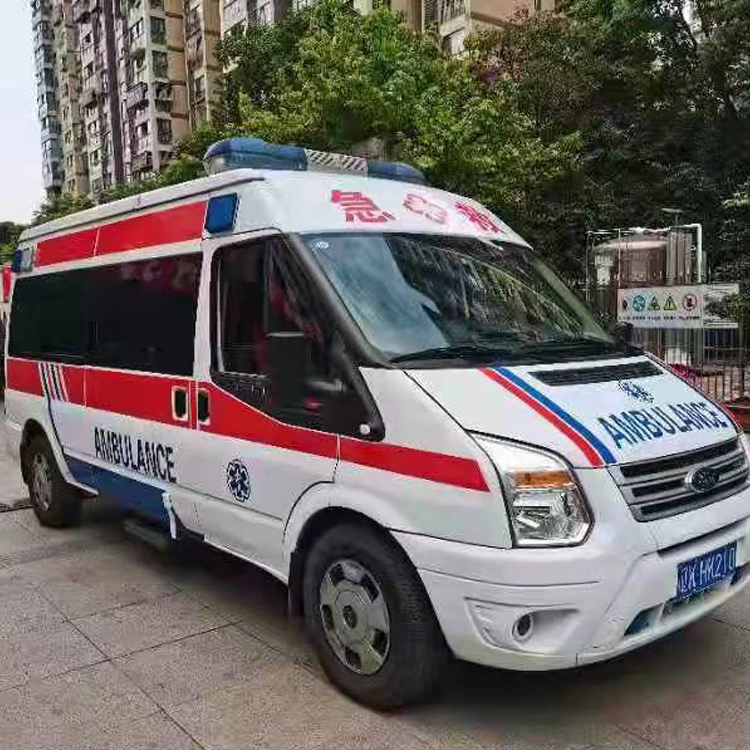 下谷坪土家族乡长途救护车护送病人返乡